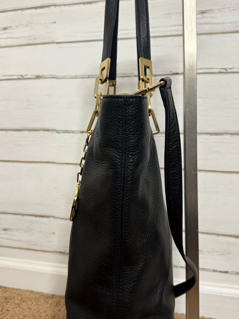 Michael Kors Black Pebbled Leather Bag - Picture 4 of 13